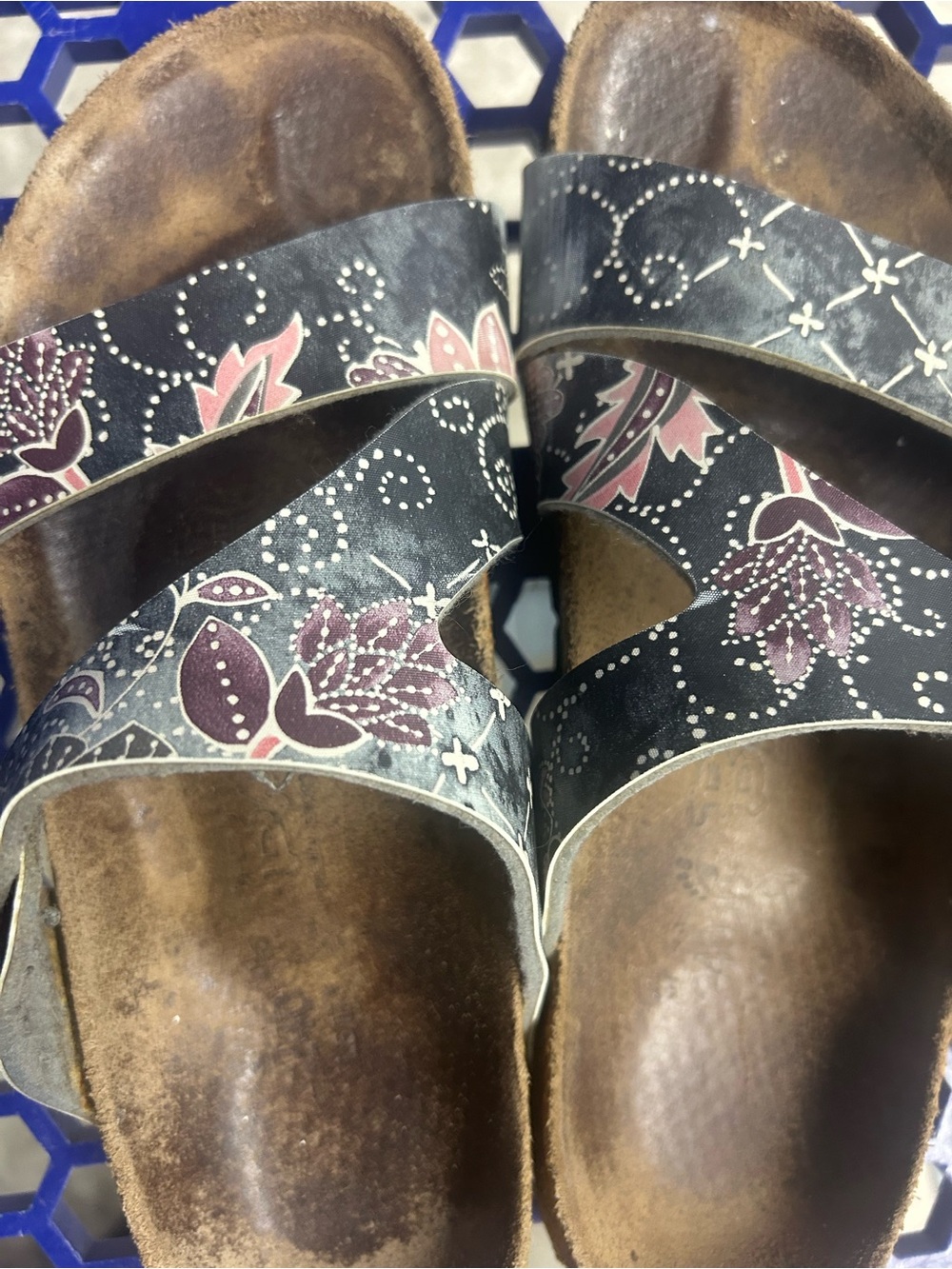 Birkenstock Women's Black Floral Slide Sandals size 7
